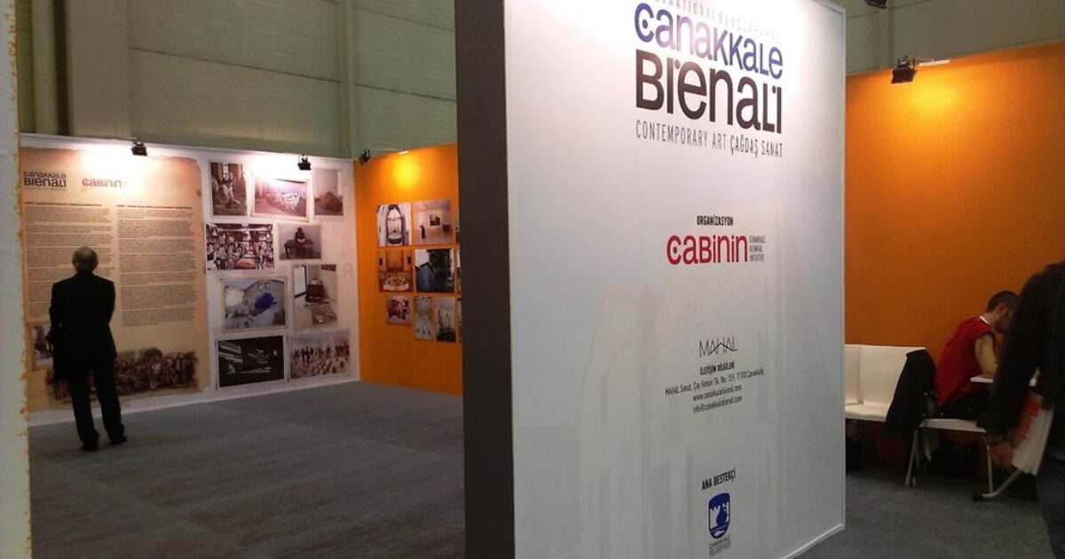 Fuardaki Çanakkale Bienali Sergisi