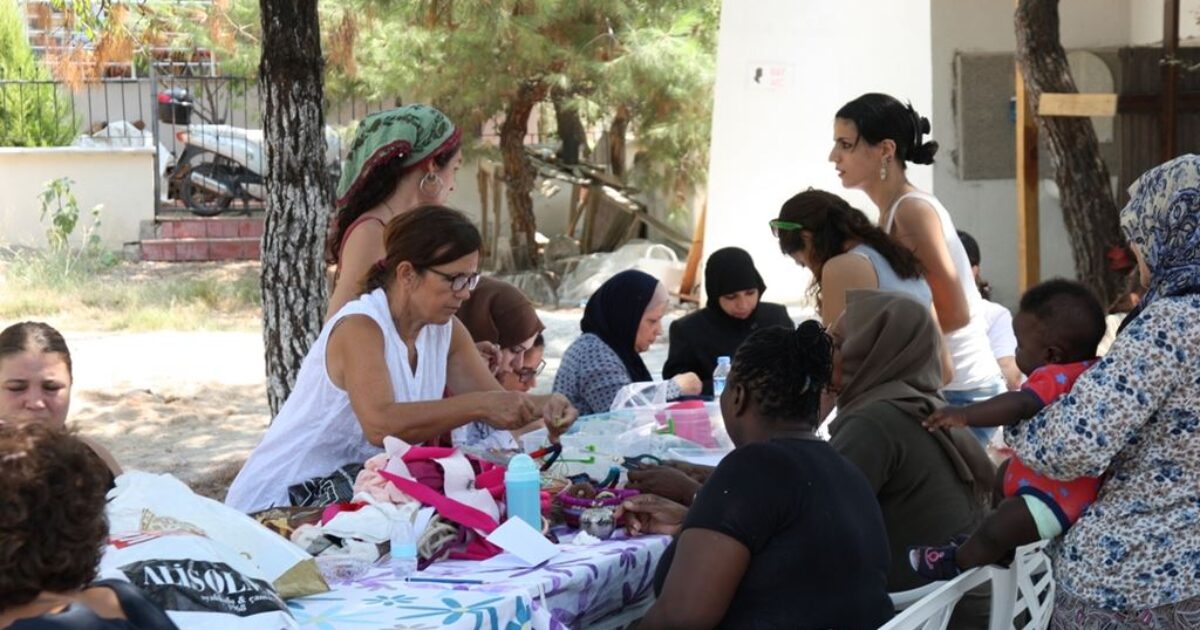 Göçmen Kadınlarla Bienaldeyiz Atölyeleri