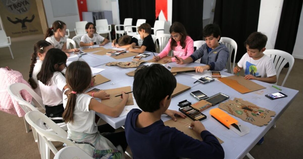 Cave painting workshop with children