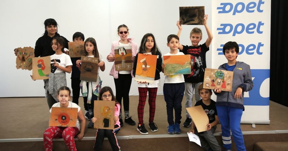 Cave painting workshop with children