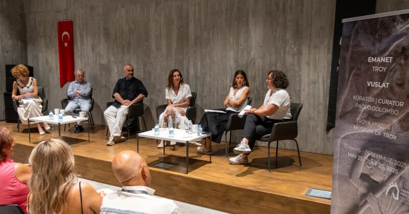 Talk within the scope of Vuslat's Emanet / Troy exhibition